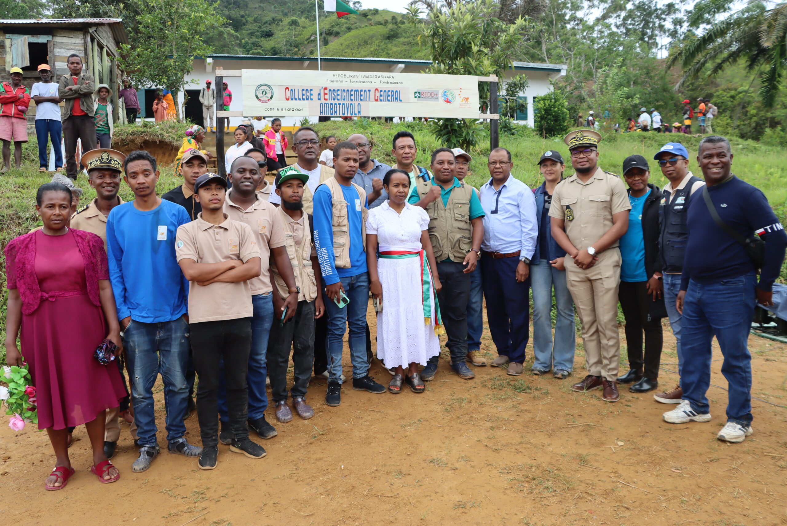 Madagascar National Parks réaffirme son engagement pour l’éducation et les Communautés Locales !